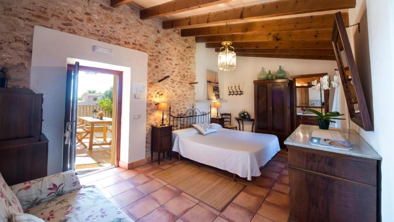 Agroturisme Can Bessol S'Horta Exterior photo